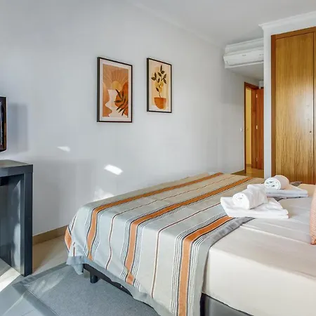 Vale Da Ribeira 2bdr House W/ Pool By Lovelystay Apartman Portimão